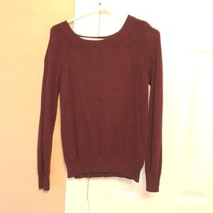 Maroon sweater